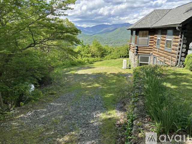 Apartment for rent in Black Mountain, North Carolina