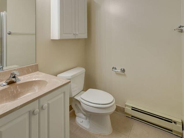 Apartment for rent in Landing, New Jersey