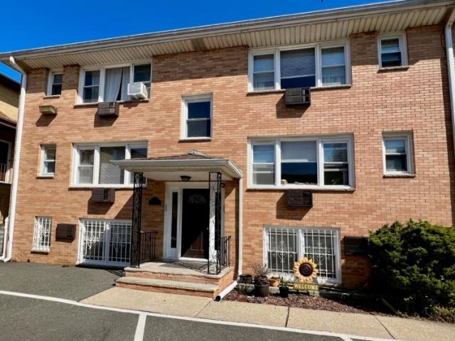 Apartment for rent in East Rutherford, New Jersey