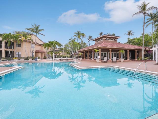 Apartment for rent in Naples, Florida