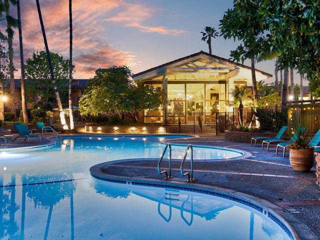 Apartment for rent in Costa Mesa, California