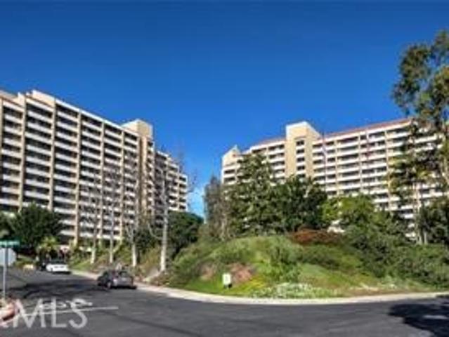 Apartment for rent in Laguna Woods, California