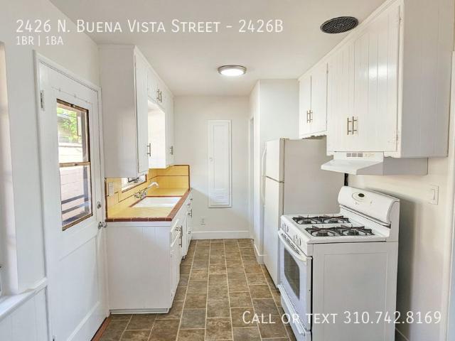 Apartment for rent in Burbank, California