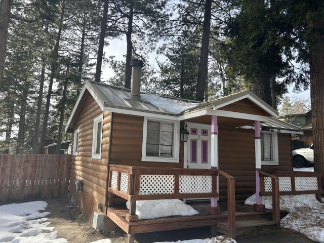 Apartment for rent in Idyllwild, California