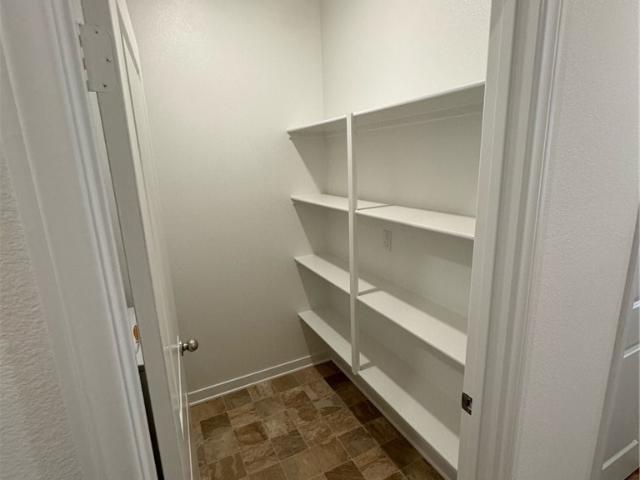 Apartment for rent in Homeland, California