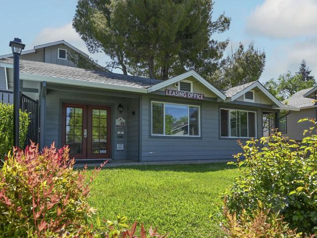 Apartment for rent in Rescue, California