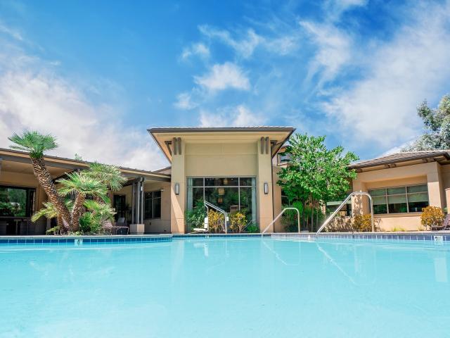 Apartment for rent in La Verne, California