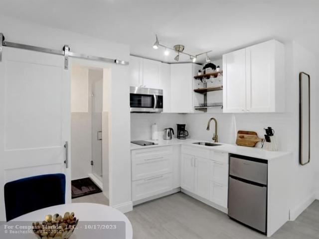 Apartment for rent in Pompano Beach, Florida