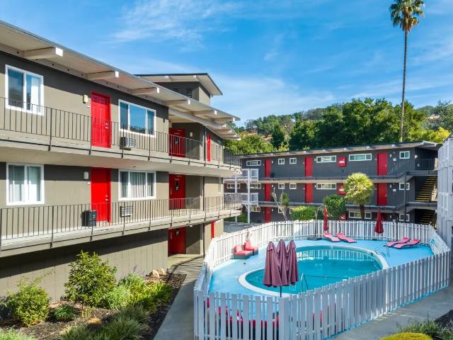 Apartment for rent in Martinez, California