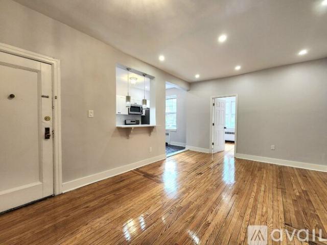 Apartment for rent in Elizabeth Apartment for rent in Elizabeth