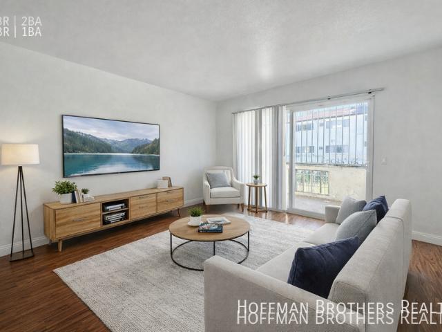 Apartment for rent in Canoga Park, California