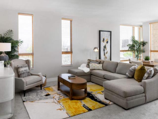 Apartment for rent in Shorewood