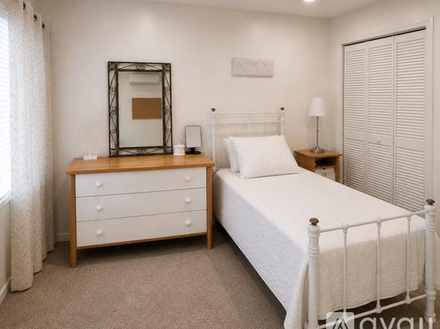 Apartment for rent in Redondo Beach, California