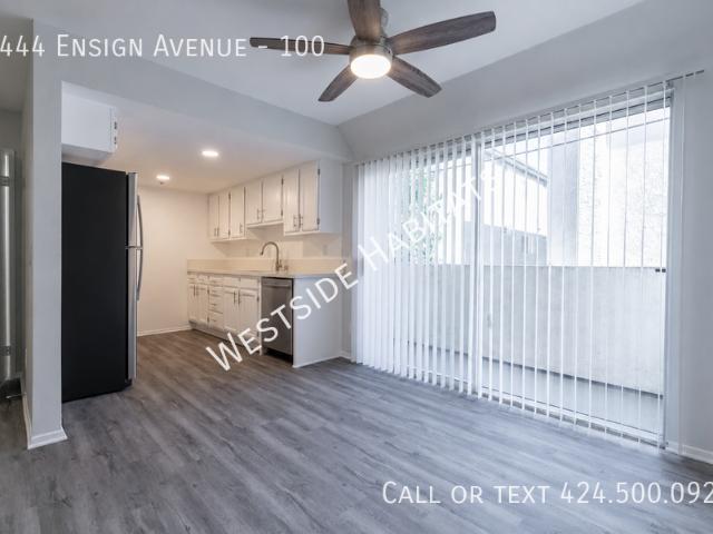 Apartment for rent in Canoga Park, California