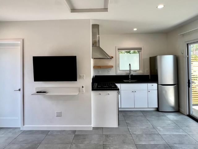 Apartment for rent in Studio City Neighborhood Council District, Canoga Park