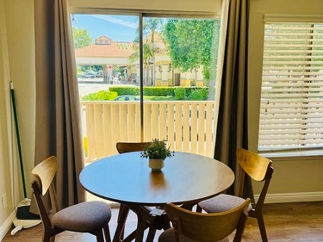 Apartment for rent in La Verne, California