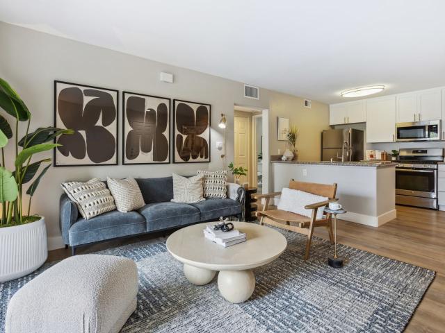 Apartment for rent in Moorpark, California