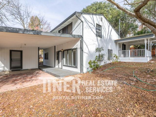 Apartment for rent in California