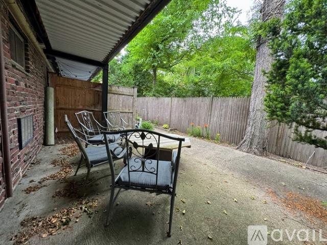 Apartment for rent in Brookline