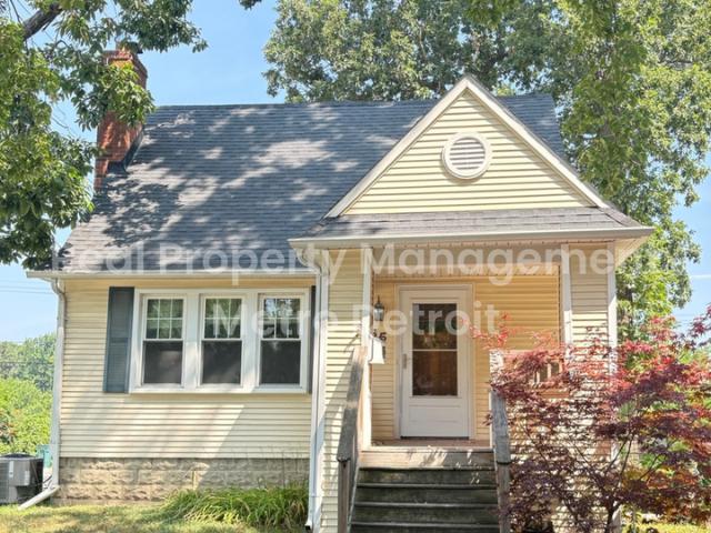 Apartment for rent in Pleasant Ridge, Michigan