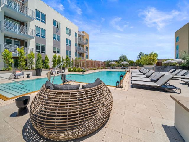 Apartment for rent in Costa Mesa, California