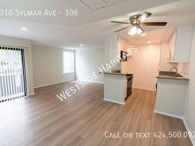 Apartment for rent in Van Nuys Neighborhood Council District, Canoga Park