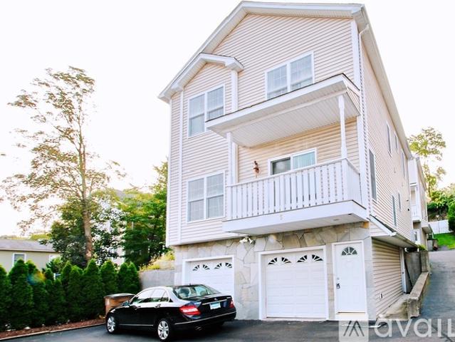 Apartment for rent in Cos Cob, Connecticut