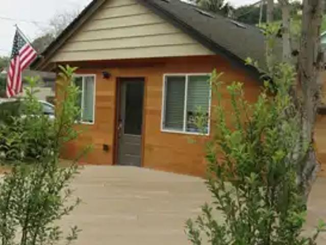 Apartment for rent in Santa Barbara, California