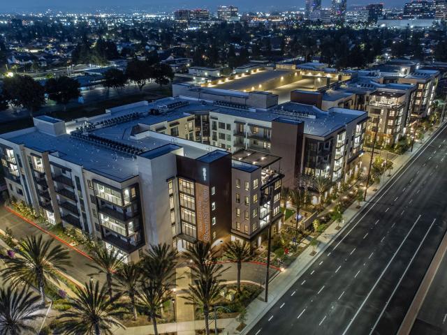 Apartment for rent in Costa Mesa, California