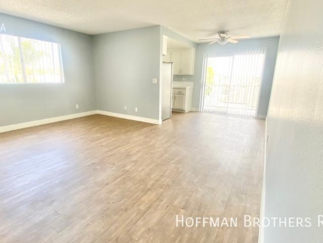 Apartment for rent in Canoga Park, California