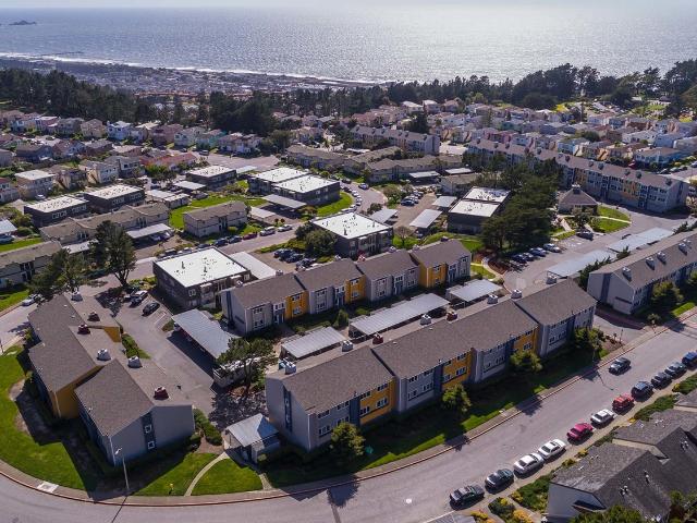 Apartment for rent in Pacifica