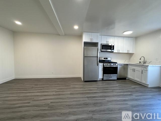 Apartment for rent in Van Nuys Neighborhood Council District, Canoga Park