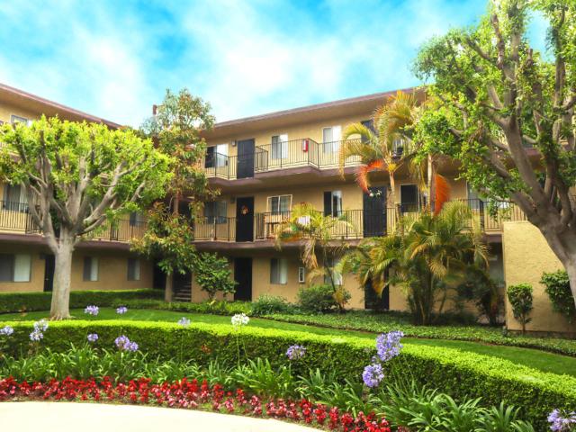 Apartment for rent in Long Beach, California