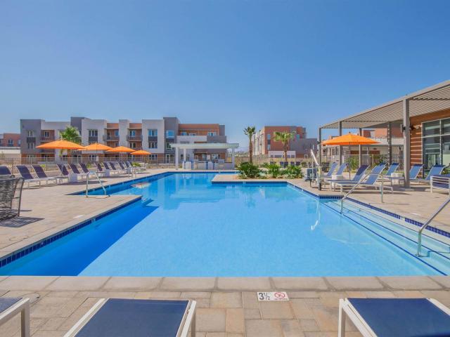 Apartment for rent in Palm Desert, California