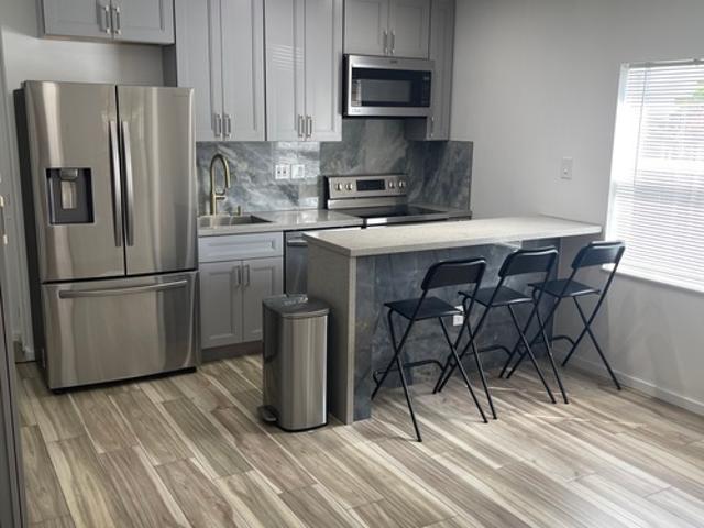 Apartment for rent in Hallandale, Florida