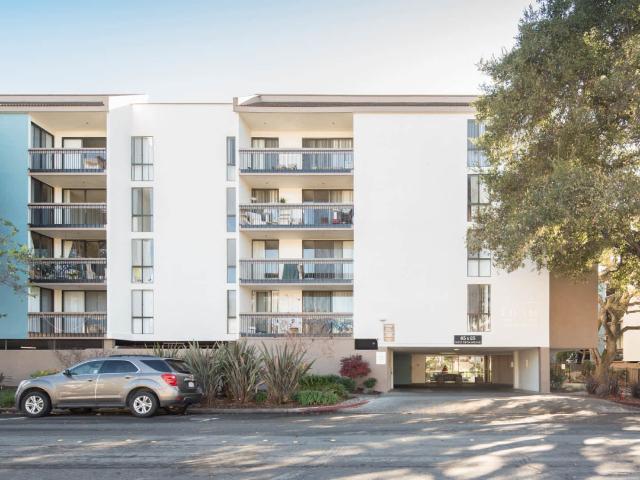 Apartment for rent in San Mateo, California