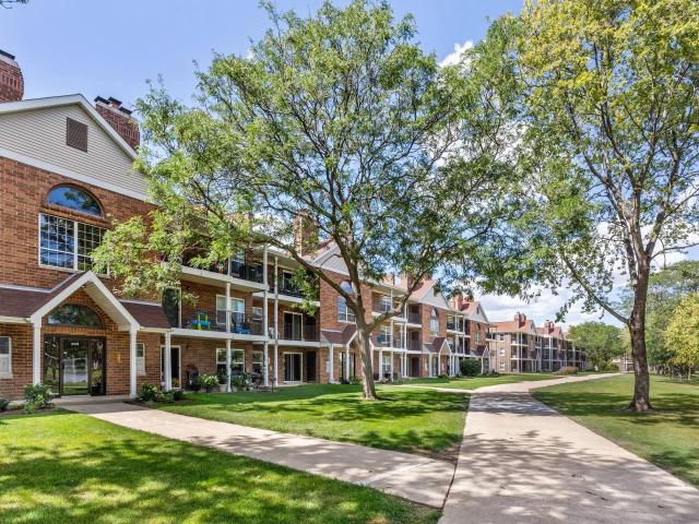 Apartment for rent in Arlington Heights, Illinois