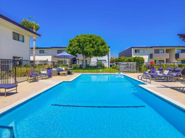 Apartment for rent in Cypress, California