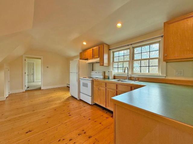 Apartment for rent in Waldo, Maine