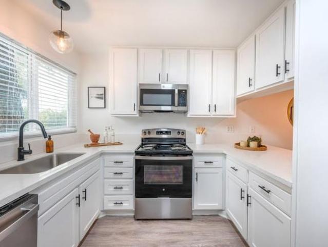 Apartment for rent in Newbury Park, California