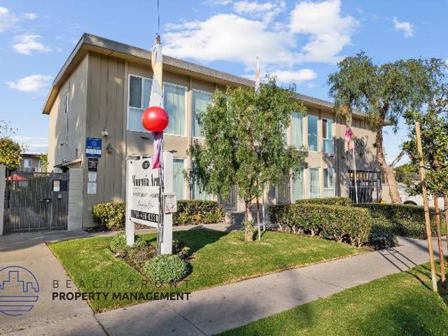 Apartment for rent in Costa Mesa, California