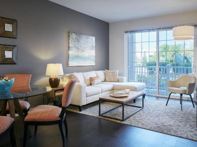 Apartment for rent in Glenview, Illinois