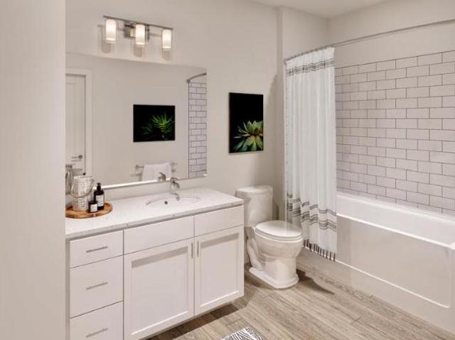 Apartment for rent in Oswego