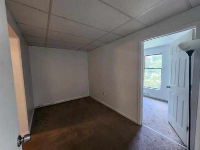 Apartment for rent in Pitcairn