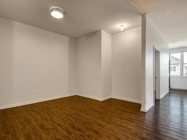 Apartment for rent in Chicago Park, Illinois