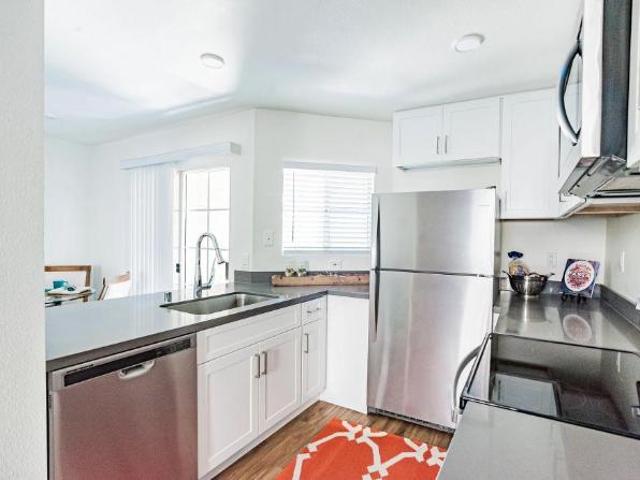 Apartment for rent in Laguna Niguel, California