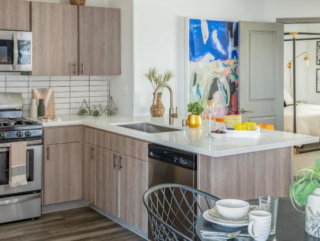 Apartment for rent in Long Beach, California