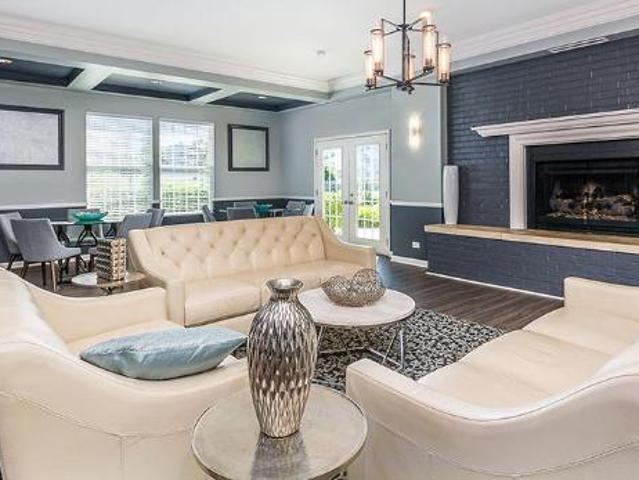 Apartment for rent in Mchenry, Illinois