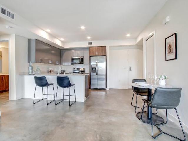 Apartment for rent in Reseda