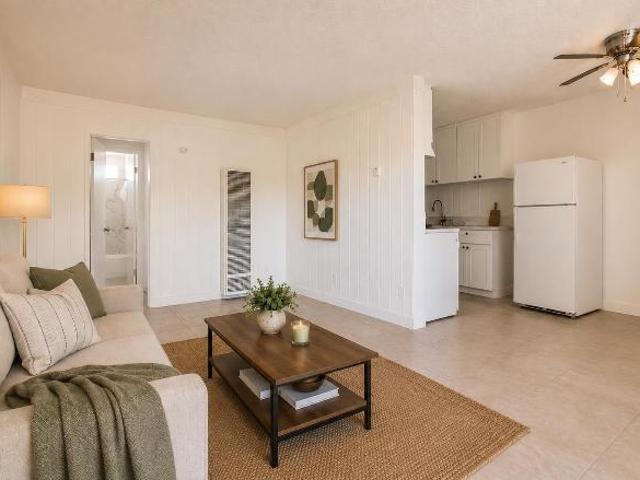 Apartment for rent in Canoga Park Neighborhood Council District, Canoga Park